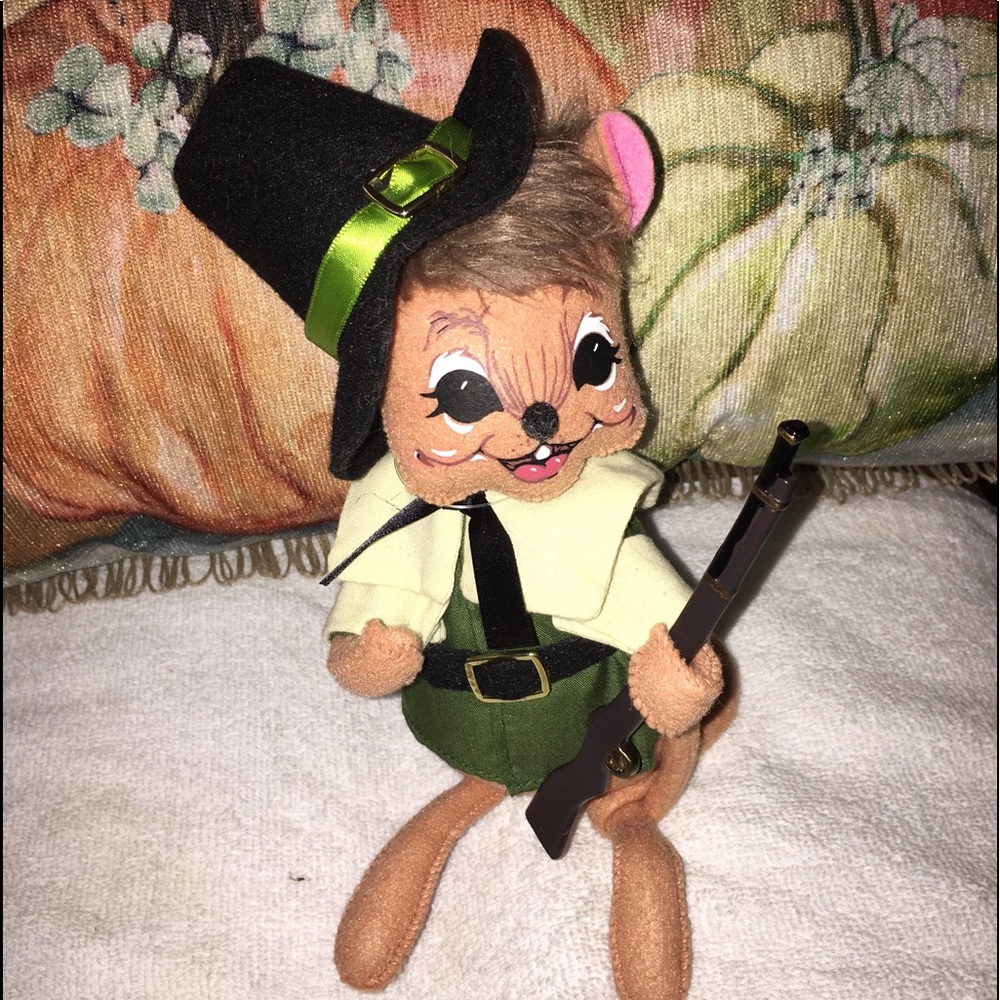 Annalee Pilgrim Mouse
